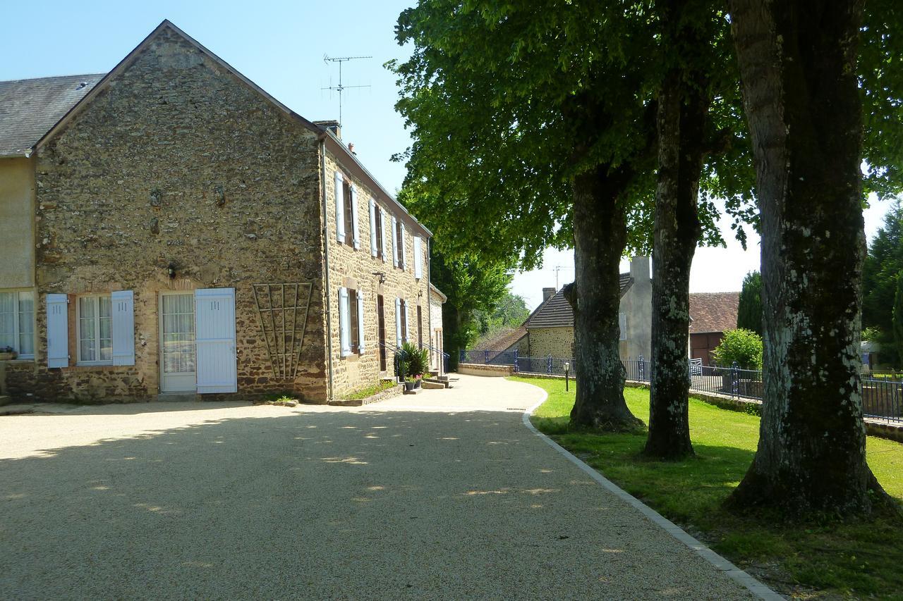 Les Quatre Saisons Moitron-sur-Sarthe Exterior photo